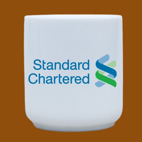 Ly sứ trắng quà tặng Bát Tràng trắng in logo Standard Chartered
